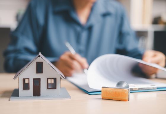 Why Working with a Local Insurance Broker Still Matters